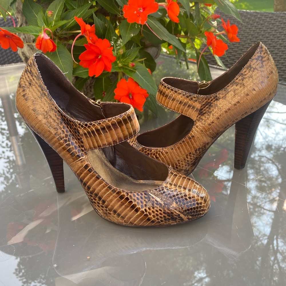 Saks Fifth Ave snake skin heels